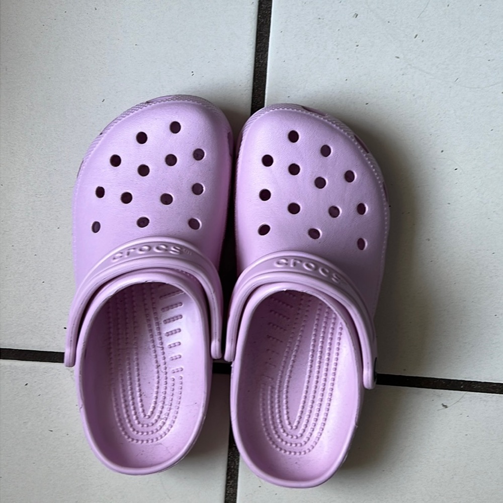 ballerina pink crocs size 6 women’s 4 men’s